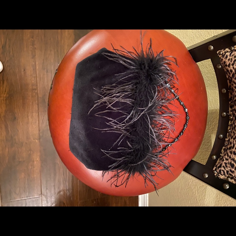 Sassy black feathered cocktail purse